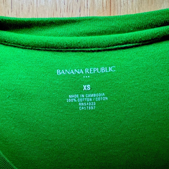 BANANA REPUBLIC women’s tee size X Small - Picture 5 of 5